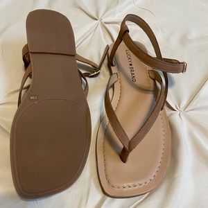 Lucky brand sandal